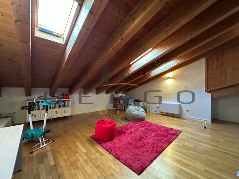 (Per INFO Cristina 3389226442) Recente villetta con giardino e taverna in zona verde e silenziosa...