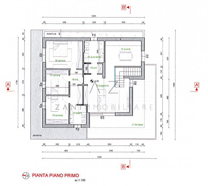 Proponiamo in vendita uno splendido e spazioso appartamento al primo e ultimo piano su una costru...