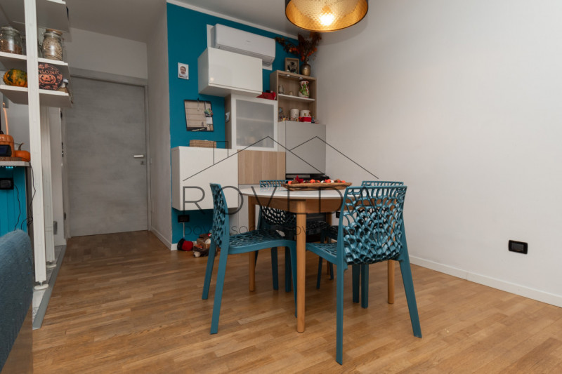 ISTRANA

RIFERIMENTO: IS4

L'agenzia immobiliare Roveda ha il piacere di proporvi in una tranquil...