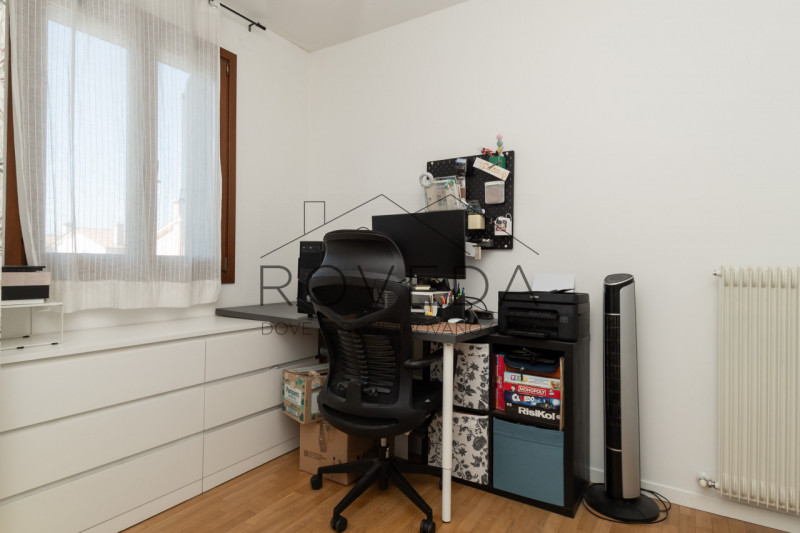 ISTRANA

RIFERIMENTO: IS4

L'agenzia immobiliare Roveda ha il piacere di proporvi in una tranquil...