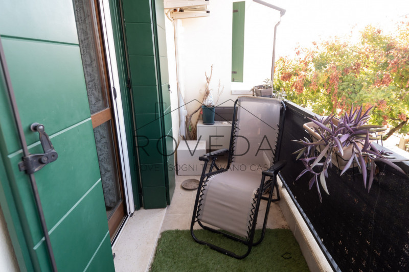 ISTRANA

RIFERIMENTO: IS4

L'agenzia immobiliare Roveda ha il piacere di proporvi in una tranquil...