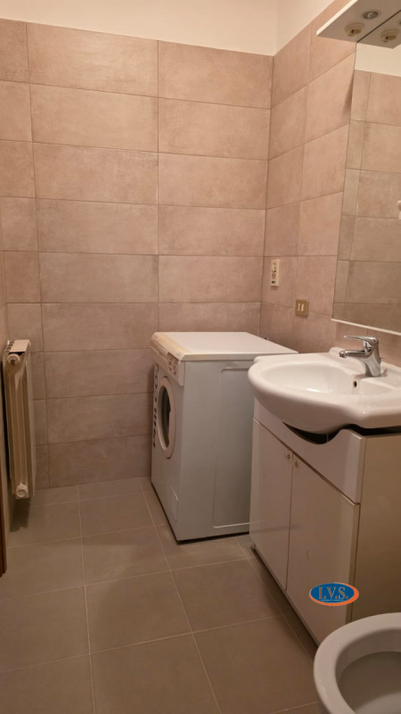 TEOLO - BRESSEO (PD) -  Appartamento tricamere con ingresso indipendente e giardino privato front...