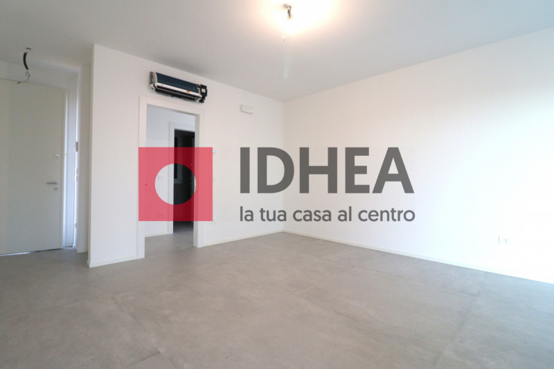 BIFAMILIARE CON GIARDINO IN AFFITTO - MONTEBELLUNA RIF. "AVV5"

L'agenzia immobiliare IDHEA ha il...