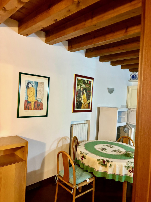 (Per INFO Monica 3482688677) Nel cuore di Padova, nella prestigiosa zona di Santa Croce e nelle i...