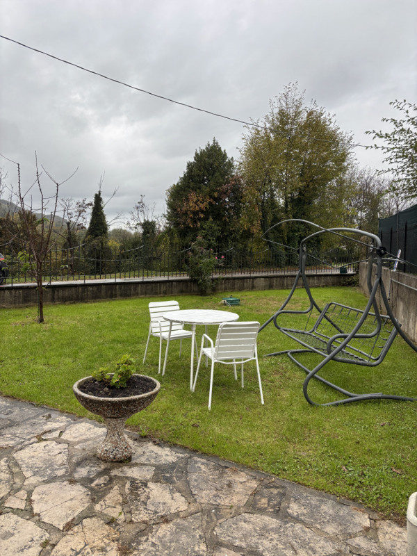 Proponiamo in affitto un bilocale di circa 53 mq a Revine, ideale per chi cerca comfort e tranqui...