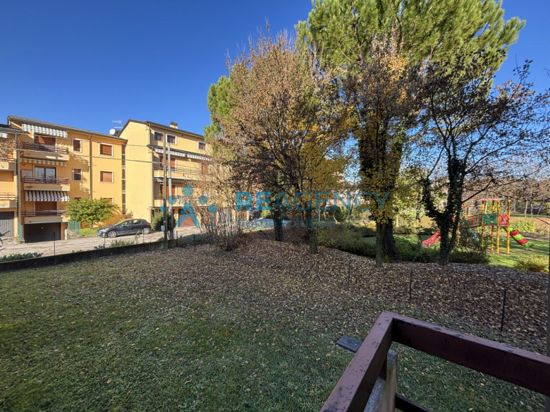 Altavilla Vicentina

Stai cercando un immobile perfetto da mettere a reddito in grado di offrirti...