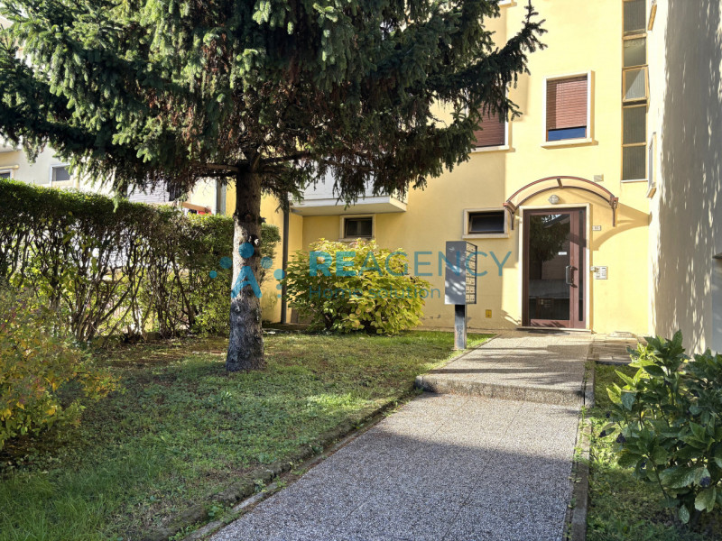 Altavilla Vicentina

Stai cercando un immobile perfetto da mettere a reddito in grado di offrirti...