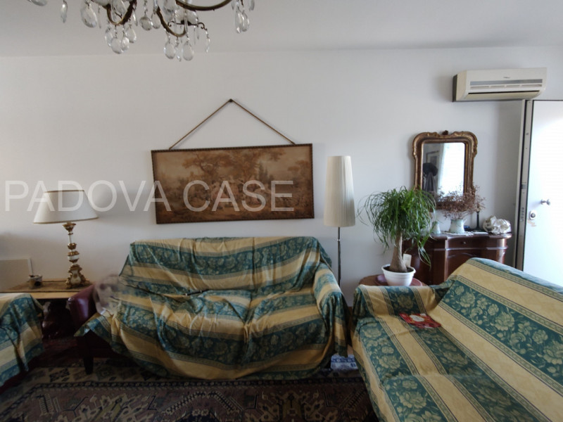 SAVONAROLA - PORTA TRENTO 

Savonarola fuori mura (tre Porta Savonarola e Porta Trento) appartame...