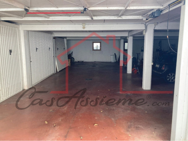 Rif. PE21224L2
La nostra Agenzia ha selezionato per Voi l'occasione del mese all'asta.

Proponiam...