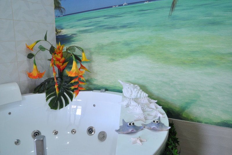 In un contesto tranquillo e molto ricercato, proponiamo una splendida porzione di trifamiliare ca...