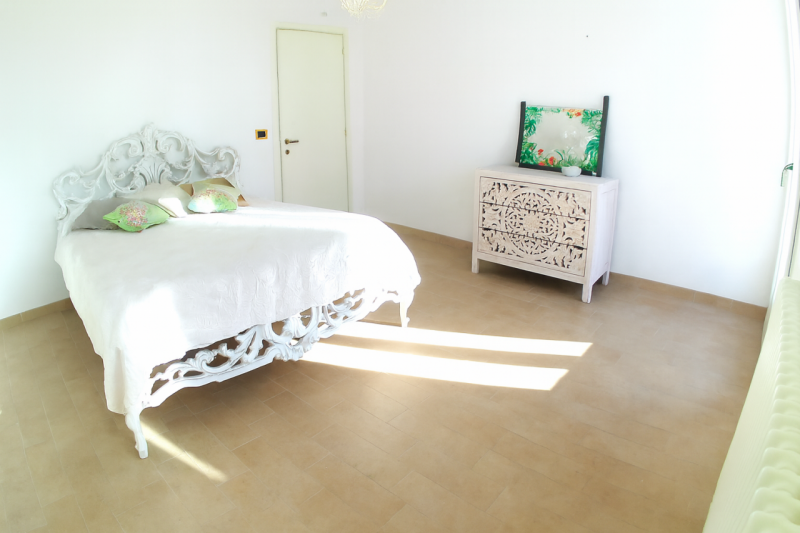 In un contesto tranquillo e molto ricercato, proponiamo una splendida porzione di trifamiliare ca...