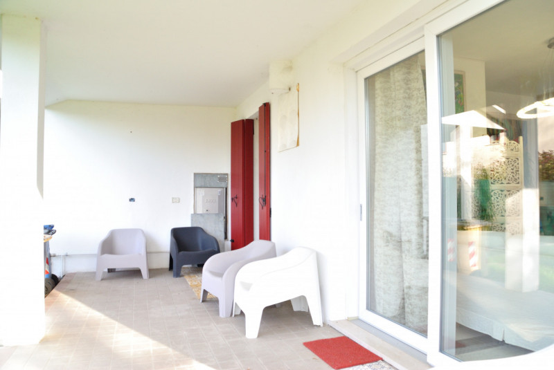 In un contesto tranquillo e molto ricercato, proponiamo una splendida porzione di trifamiliare ca...