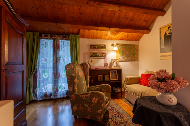 Valsalega, a 10 minuti dalla piana del Cansiglio, proponiamo in vendita un luminoso appartamento ...