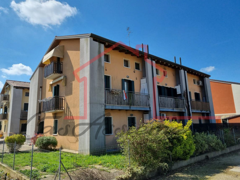 Rif. PE21224L3
La nostra Agenzia ha selezionato per Voi l'occasione del mese all'asta.

Proponiam...