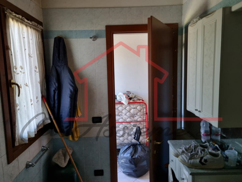 Rif. PE21224L3
La nostra Agenzia ha selezionato per Voi l'occasione del mese all'asta.

Proponiam...