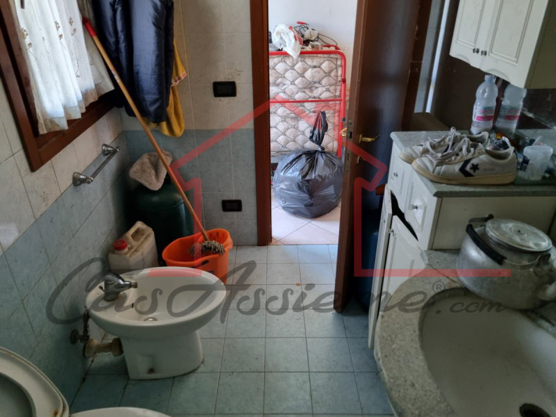 Rif. PE21224L3
La nostra Agenzia ha selezionato per Voi l'occasione del mese all'asta.

Proponiam...