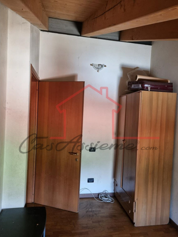 Rif. PE21224L3
La nostra Agenzia ha selezionato per Voi l'occasione del mese all'asta.

Proponiam...