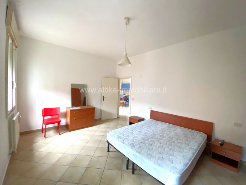 In centro storico di Este, proponiamo un appartamento bilocale al secondo ed ultimo piano. 

L'ap...