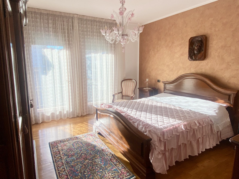 Castelfranco V.to: in posizione centrale a 300 metri dalle mura cittadine, proponiamo in vendita ...