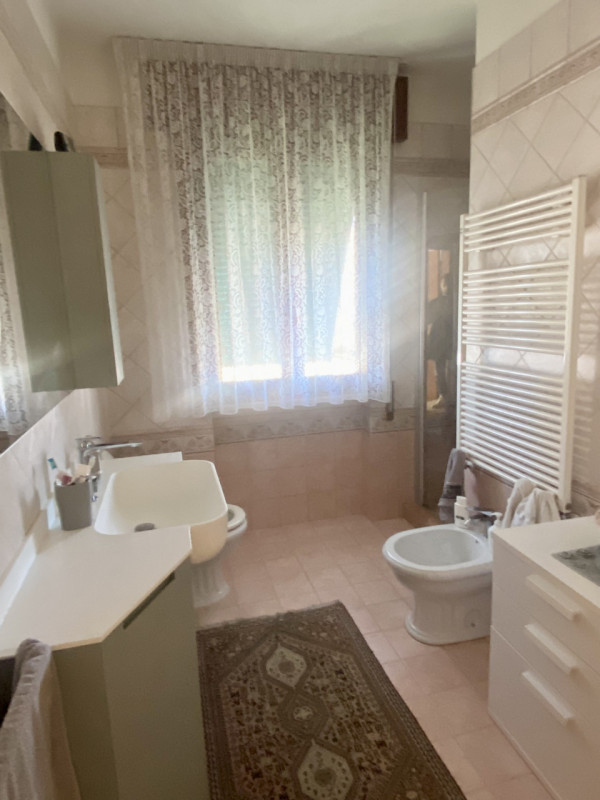 Castelfranco V.to: in posizione centrale a 300 metri dalle mura cittadine, proponiamo in vendita ...