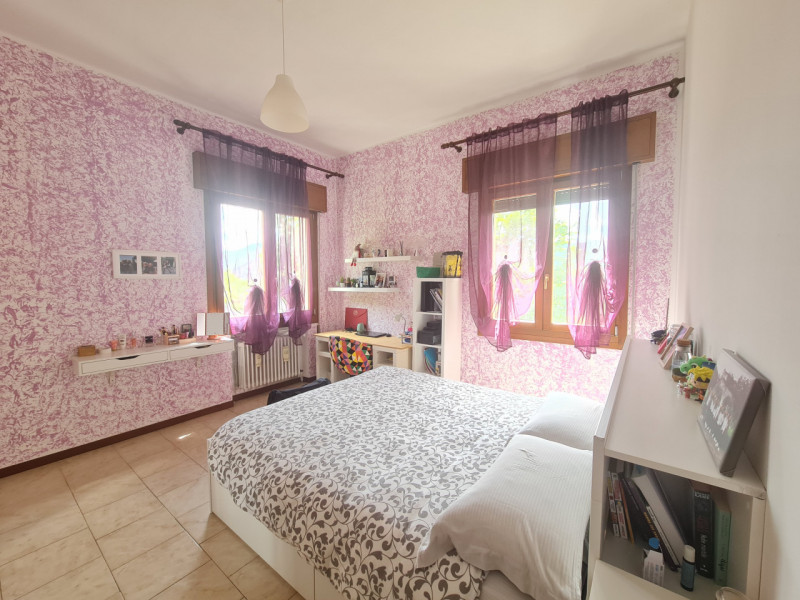 In una delle aree più affascinanti dei Colli Euganei, a Luvigliano, proponiamo una casa indipende...