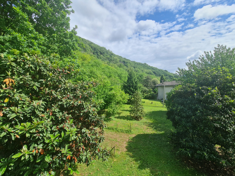 In una delle aree più affascinanti dei Colli Euganei, a Luvigliano, proponiamo una casa indipende...