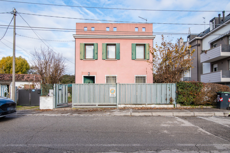 Questa soluzione è pensata per chi cerca indipendenza reale senza dover affrontare lavori urgenti...