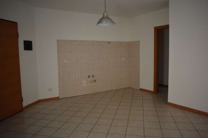 Scopri questo affascinante mini appartamento in esclusiva situato al piano terra, ad Albignasego....