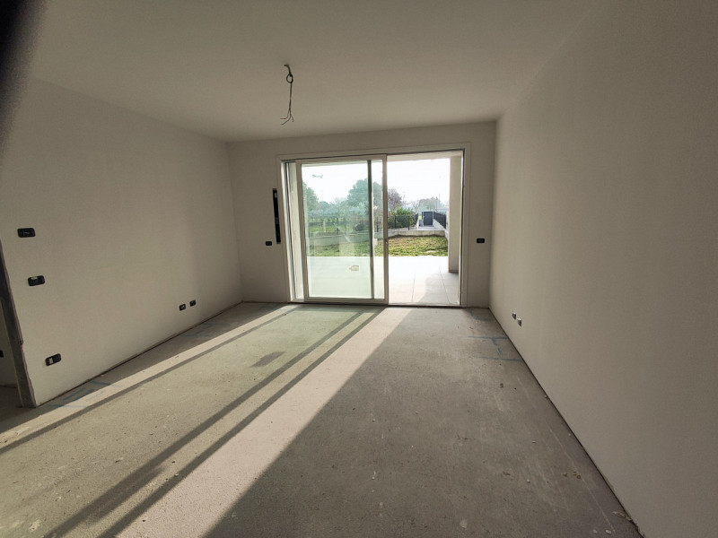 Scopri il tuo nuovo rifugio nel cuore di Montegrotto Terme! Proponiamo in vendita un prestigioso ...