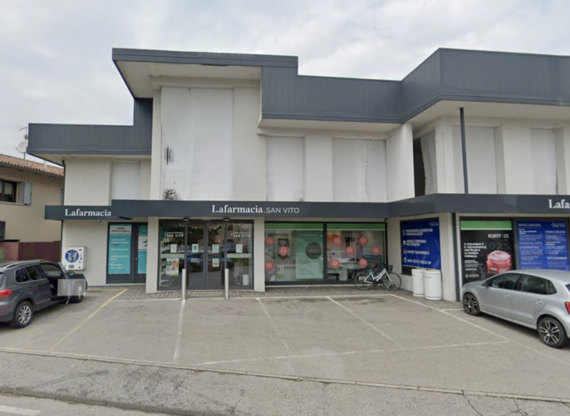 Vendesi FARMACIA E UFFICI COMMERCIALI a SAN VITO di ALTIVOLE
