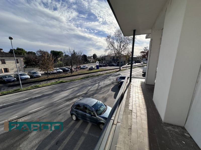 (Per Info 3409172184|Nicolò)

Proponiamo in vendita un ampio immobile ad uso ufficio nel cuore de...