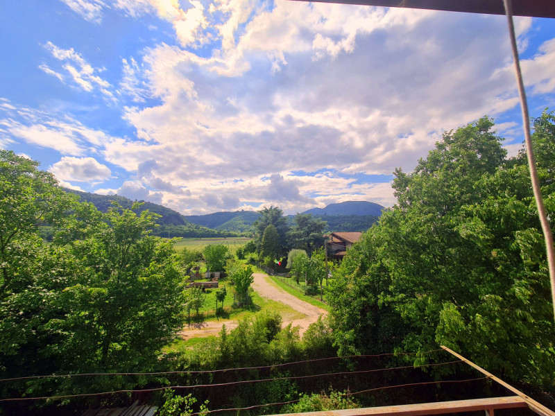 CASA SINGOLA CON 2.000MQ DI GIARDINO €.325.000 - rif.JP632

In una delle aree più affascinanti de...