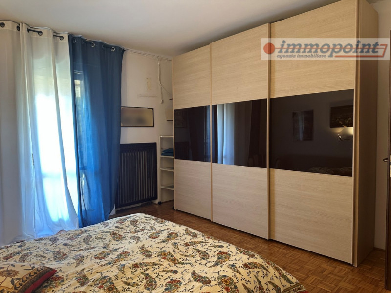 In quartiere residenziale di Marchesane, appartamento al secondo piano su vano scala di sei unità...