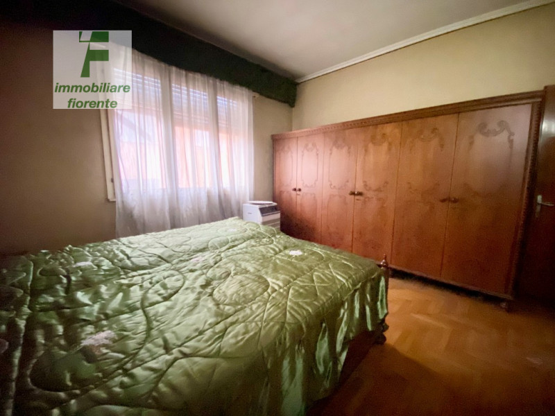 IN QUARTIERE RESIDENZIALE...COMODO AL CENTRO CITTA'...SU SOLE 4 UNITA'...APPARTAMENTO DI MQ 89......