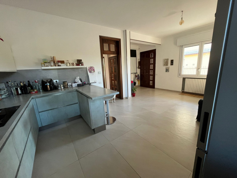 Stai cercando una soluzione semi-indipendente, completamente ristrutturata, in centro di Albignas...