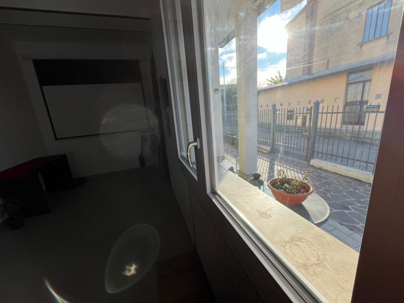 Stai cercando una soluzione semi-indipendente, completamente ristrutturata, in centro di Albignas...