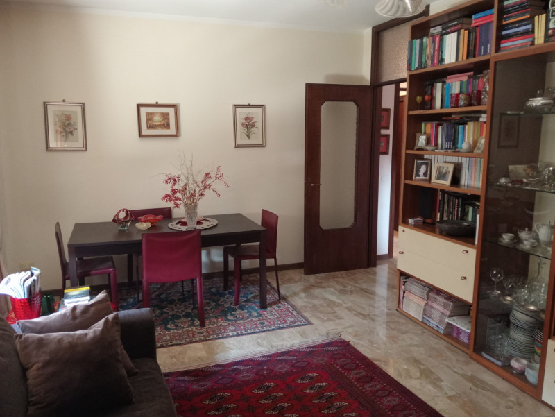 Mortise - Interno al quartiere, comodo ai servizi, in condominio di sole 4 unità abitative, lumin...