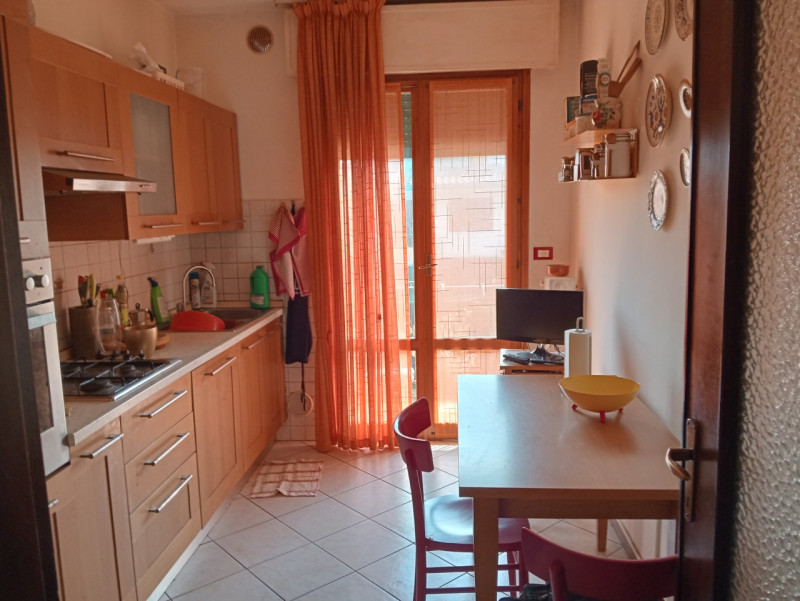 Mortise - Interno al quartiere, comodo ai servizi, in condominio di sole 4 unità abitative, lumin...