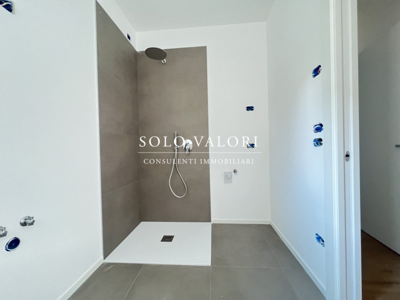 Rif. A861T (per info 338 9387816 Matteo)

Appartamento tricamere di nuova realizzazione situato n...