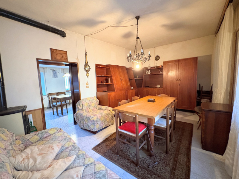 ARSIERO loc. Castana abitazione indipendente € 49.000,00

Trattativa Unica immobiliare via Prà Bo...