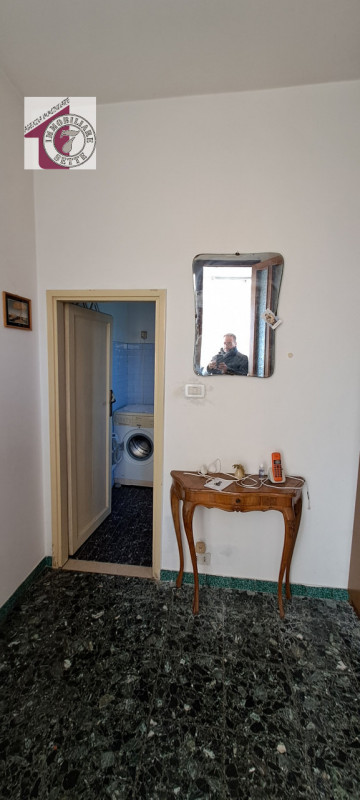 Vendesi MONTA' - PRIMA PERIFERIA appartamento su palazzina di 3 unità degli anni 60, di circa 65 ...