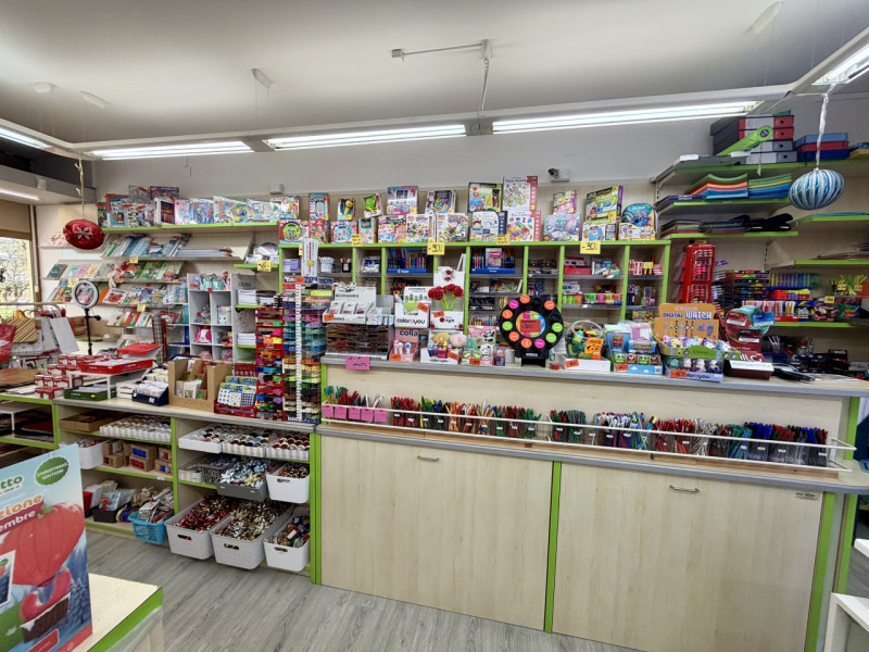 Proponiamo in vendita attività di tabaccheria ben avviata, situata in una posizione strategica, c...