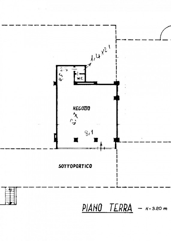 Proponiamo in vendita attività di tabaccheria ben avviata, situata in una posizione strategica, c...