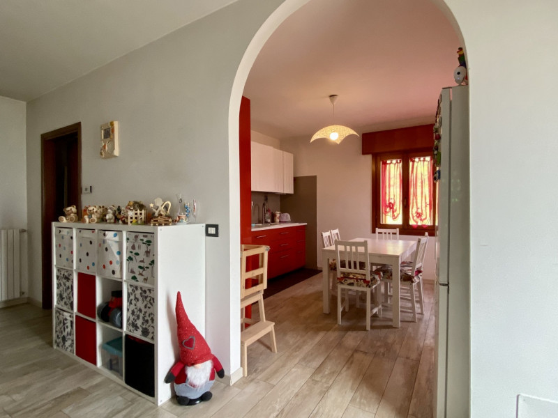 ARCUGNANO. 
In zona Fimon, nella zona pianeggiante, proponiamo in vendita una casa di corte di te...