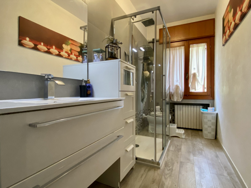 ARCUGNANO. 
In zona Fimon, nella zona pianeggiante, proponiamo in vendita una casa di corte di te...