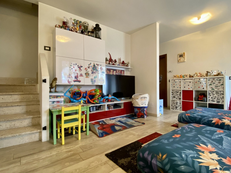 ARCUGNANO. 
In zona Fimon, nella zona pianeggiante, proponiamo in vendita una casa di corte di te...