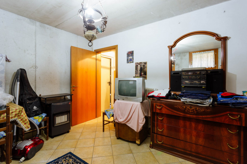 In un tranquillo e recente quartiere di Agna, a due passi dal centro, ti attende una splendida po...