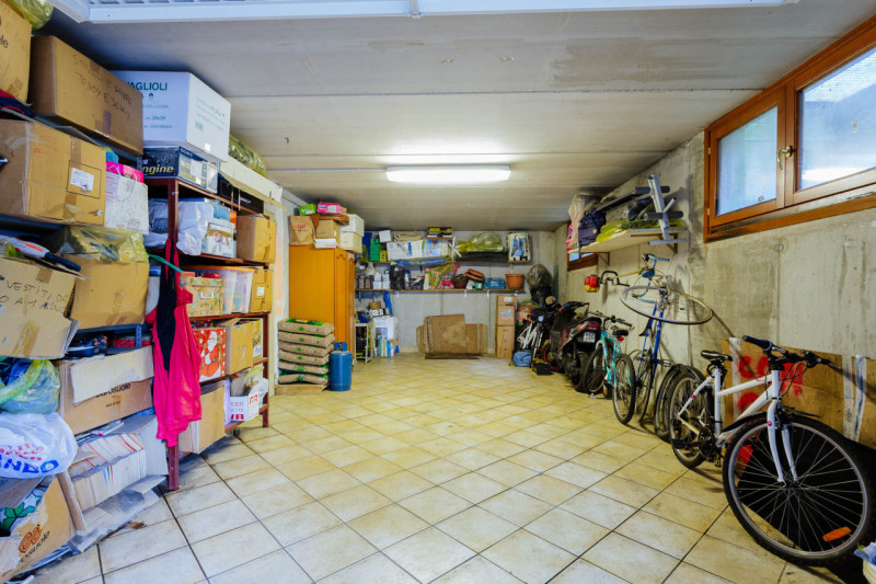 In un tranquillo e recente quartiere di Agna, a due passi dal centro, ti attende una splendida po...