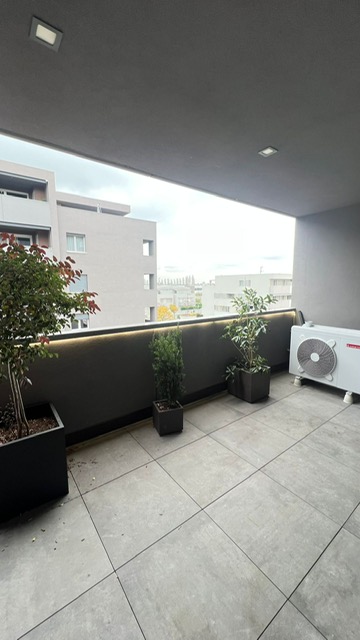 Rubano: Vendesi recente Appartamento in A4 al terzo piano con ascensore. L'immobile si divide in ...