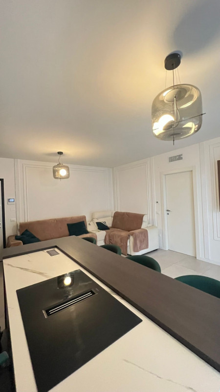 Rubano: Vendesi recente Appartamento in A4 al terzo piano con ascensore. L'immobile si divide in ...